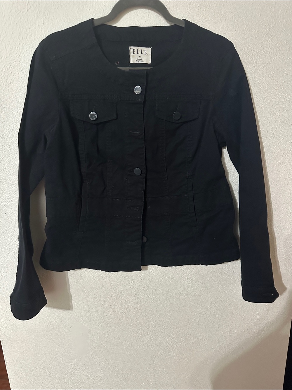 Elle Women's Black Round-Neck Button Jean Jacket